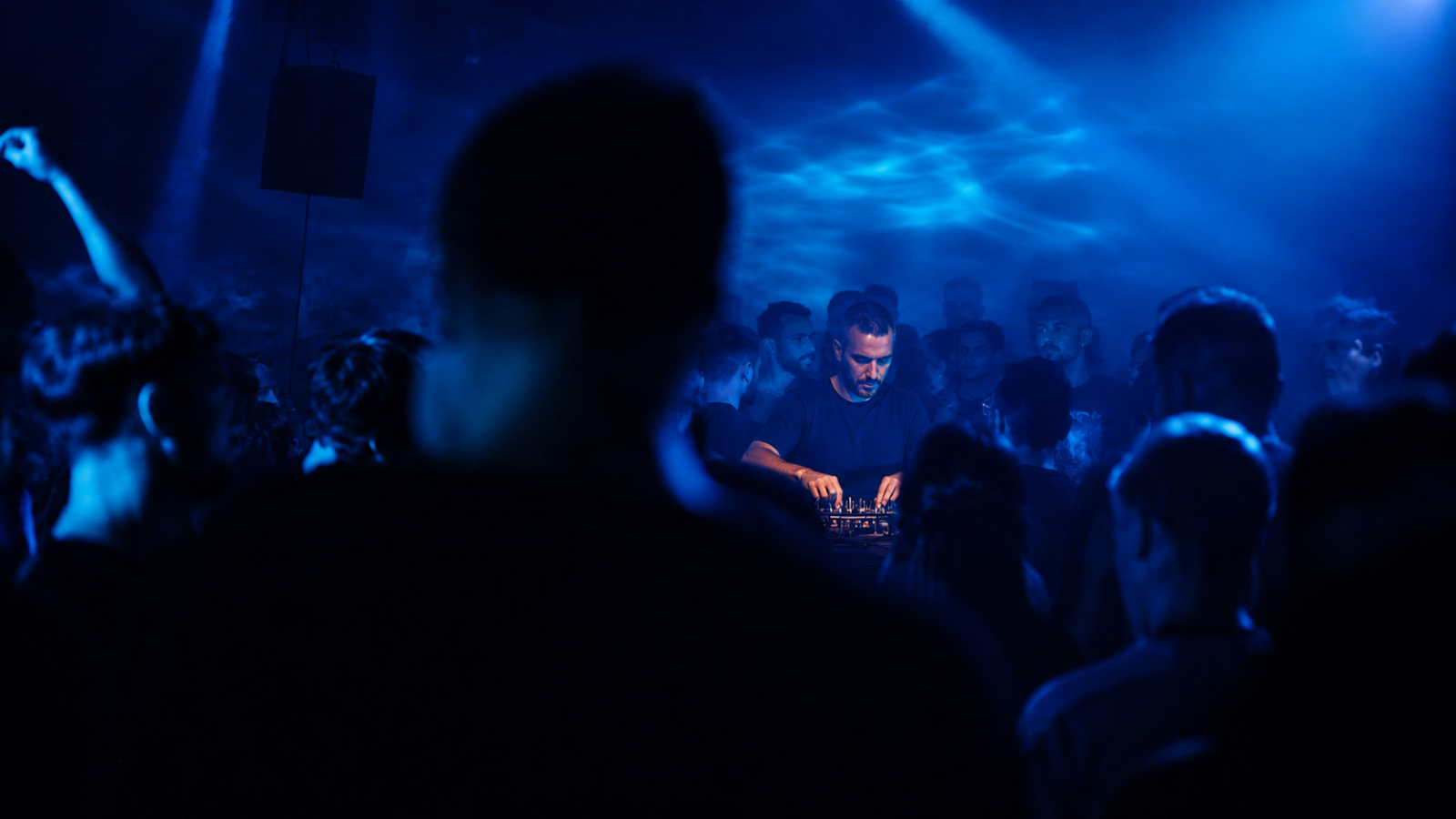 Abyssum Party – Neuf heures de house & techno immersives