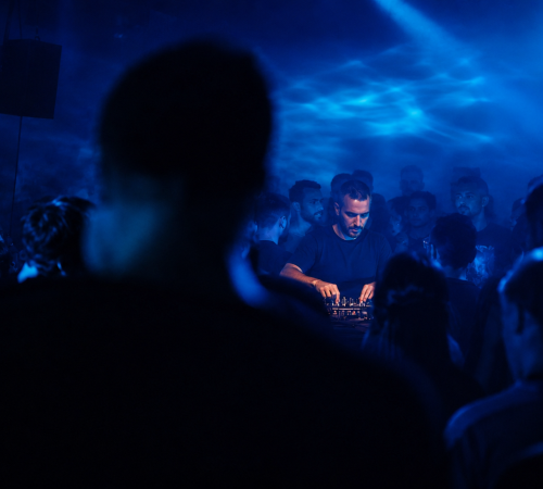 Abyssum Party – Neuf heures de house & techno immersives