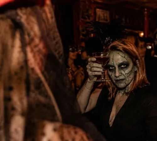 Halloween Party – Soirée déguisée, concours de costumes & DJ