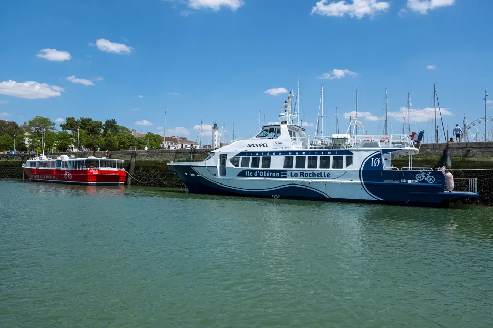 LIAISON MARITIME – La Rochelle vers L’île d’Ol ...