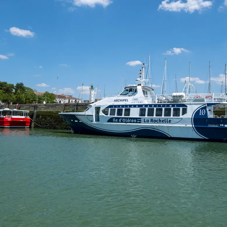 LIAISON MARITIME – La Rochelle vers L’île d’Ol ...