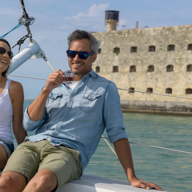 Ile ou Aile Catamaran