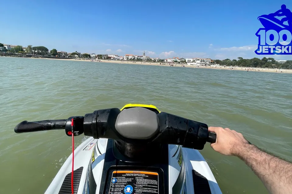 100% Jet ski