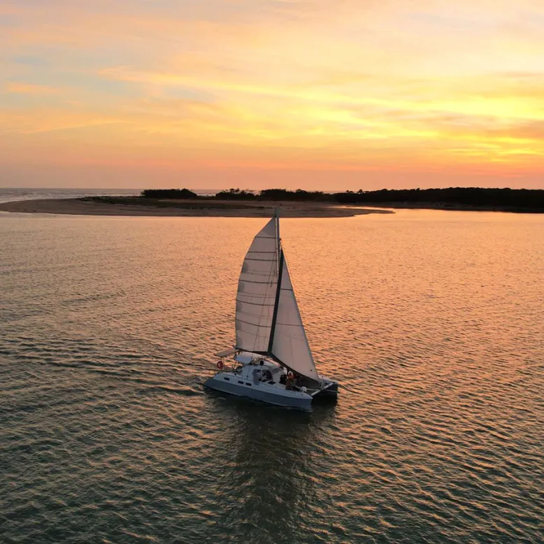 Canopée Voile - Croisières en catamaran