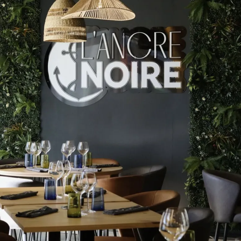 L'ancre noire