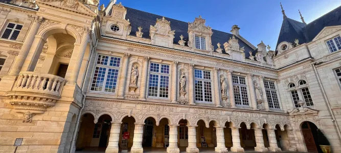 Hôtel de ville de La Rochelle