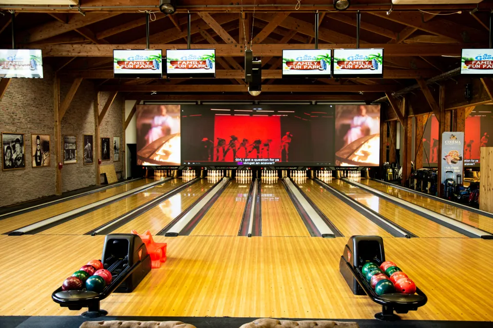 Family Fun Bowling