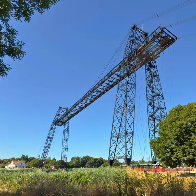 The Rochefort Transporter Bridge: Fly over the ...