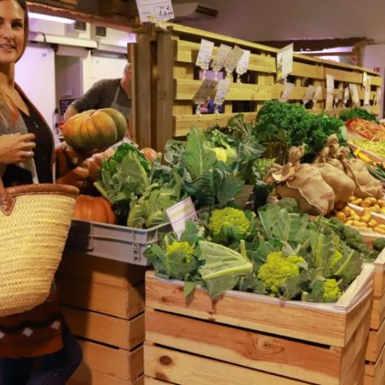Eat local with the Ré-Unis producers' farm!