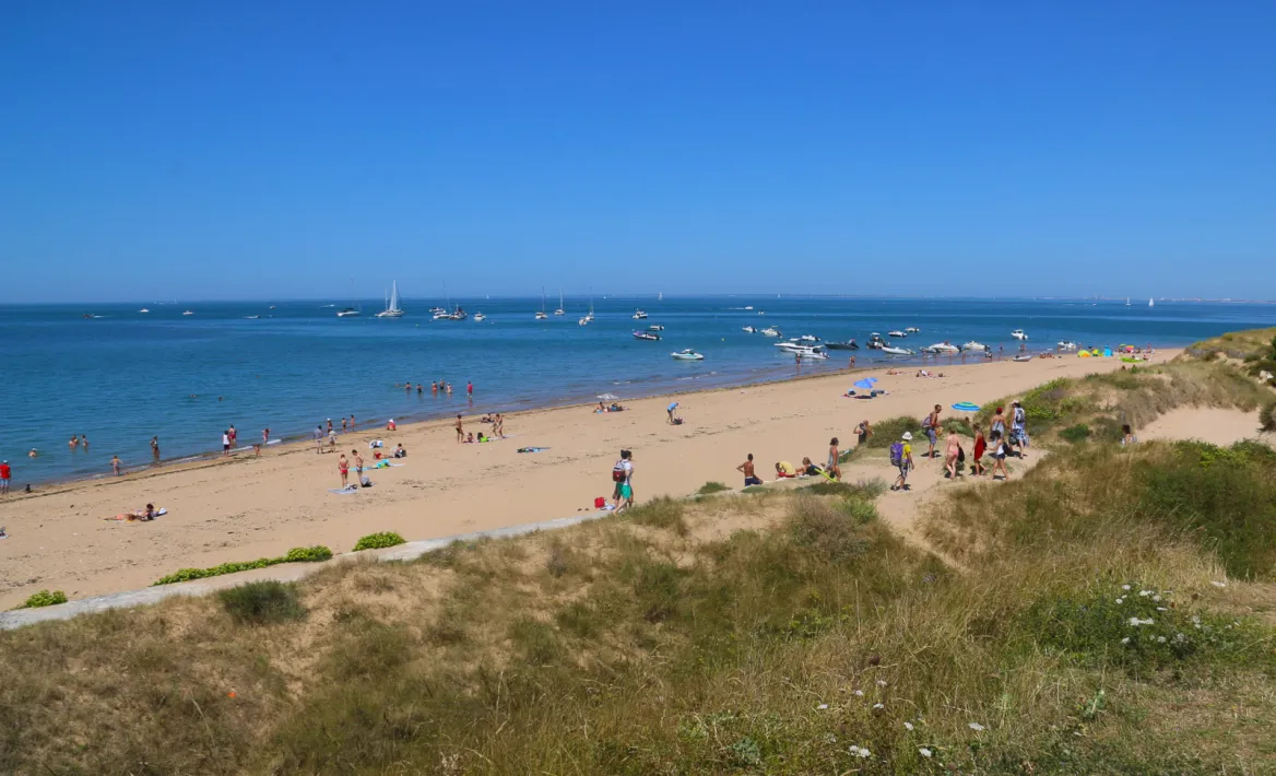 Aix Island Beach
