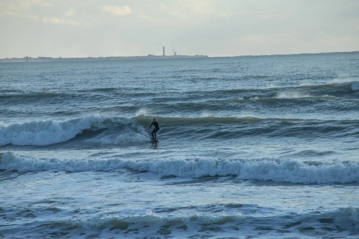 Surf Re