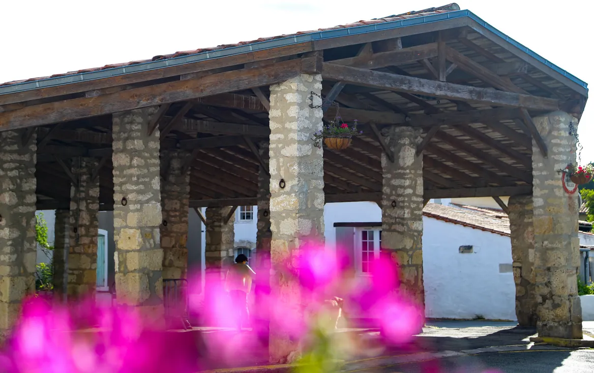 Les Halles de Mornac