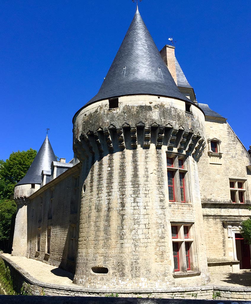 Dampierre castle