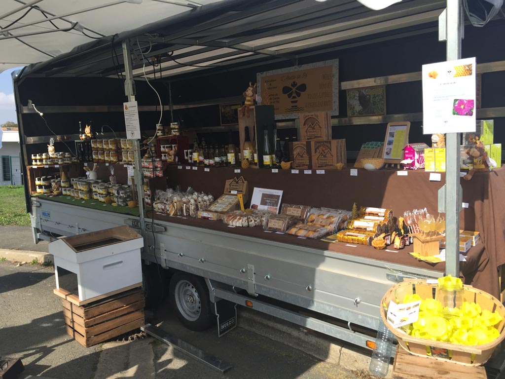 Bee stand of Ré