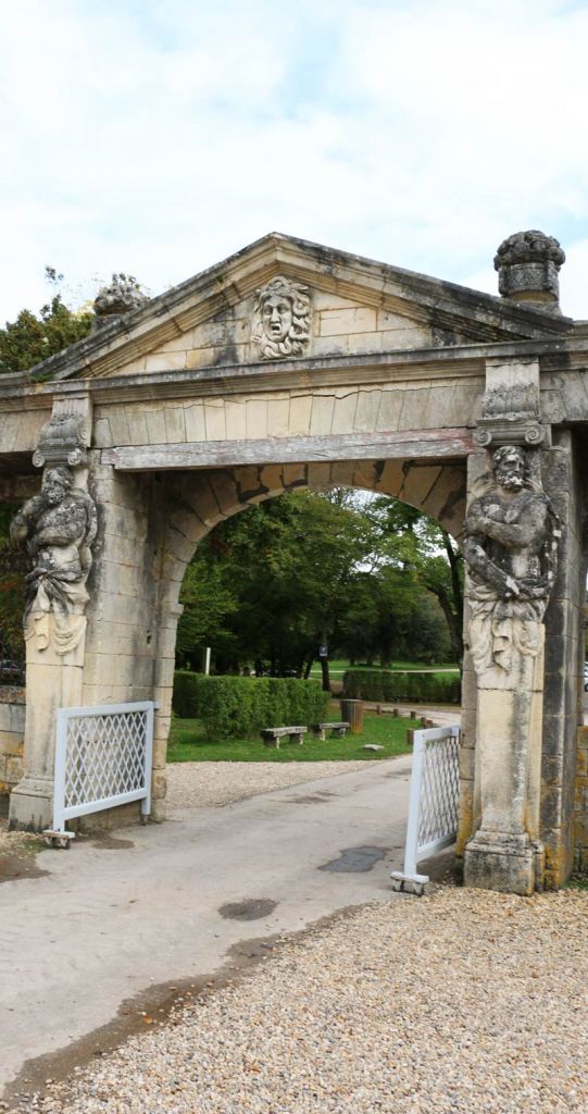 Château de la Roche Courbon
