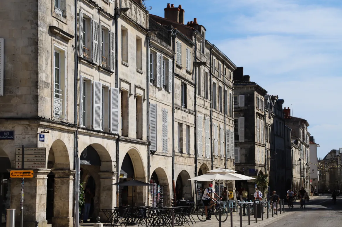 La Rochelle on foot Lesley Williamson