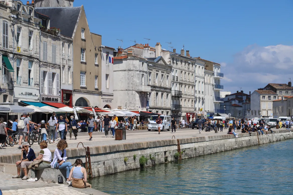 La Rochelle on foot Lesley Williamson