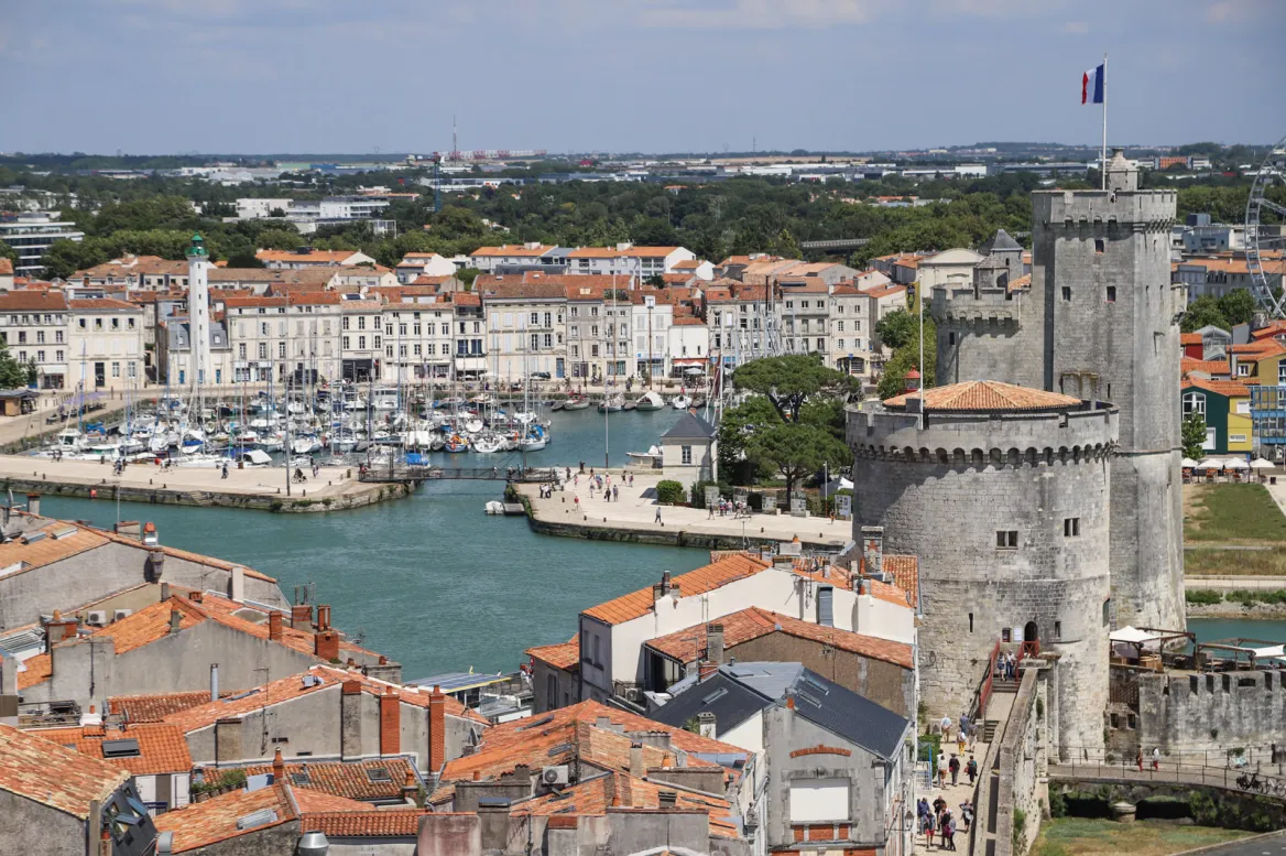 La Rochelle on Foot - Lesley Williamson