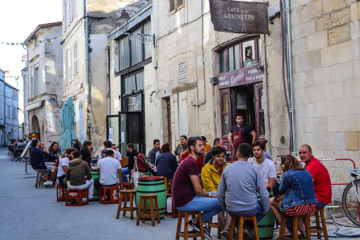 La Rochelle on Foot Lesley Williamson