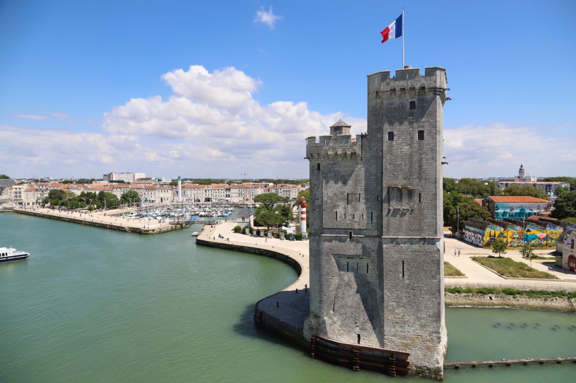 La Rochelle à pied : des incontournables aux trésors insoupçonnés