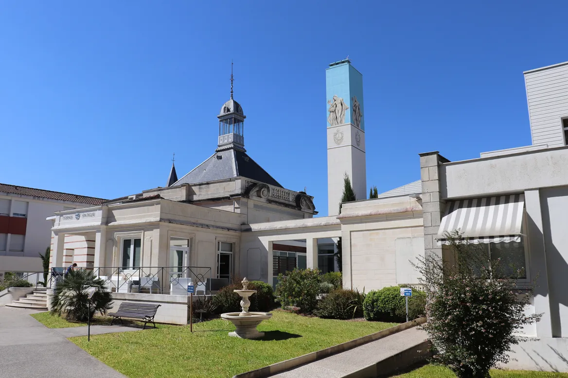 The Saujon thermal baths