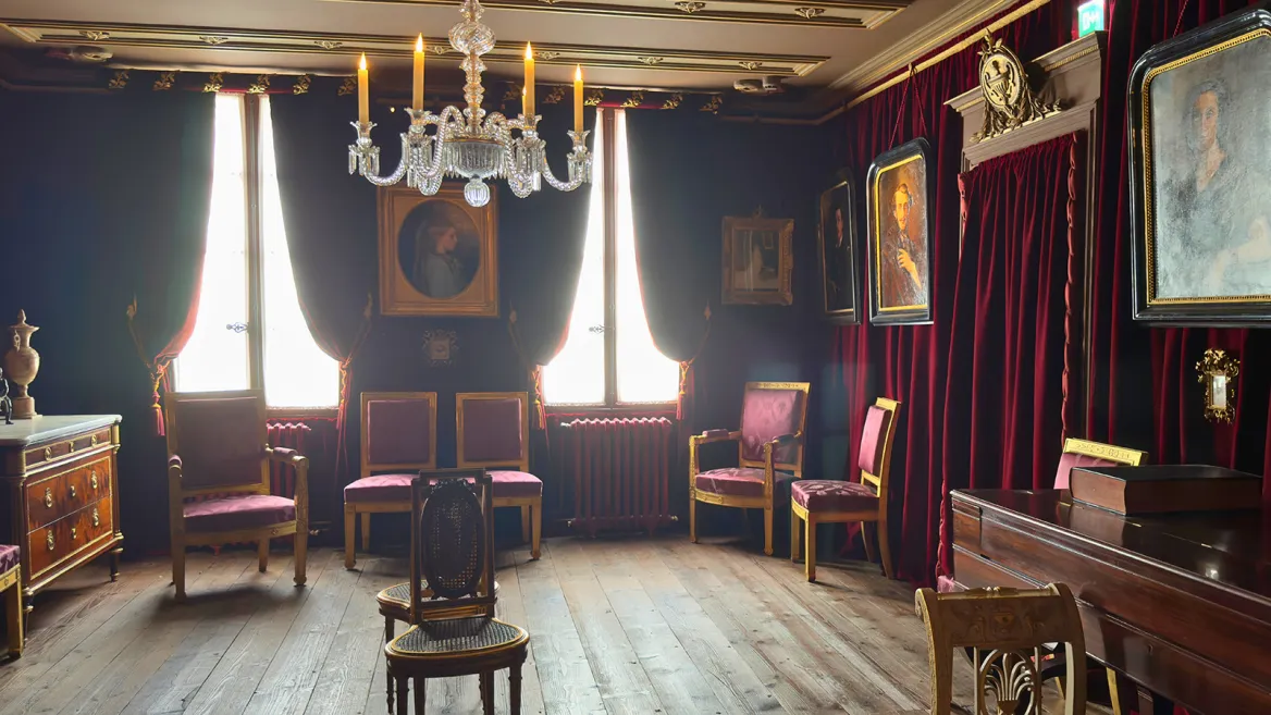 Pierre Loti House red living room