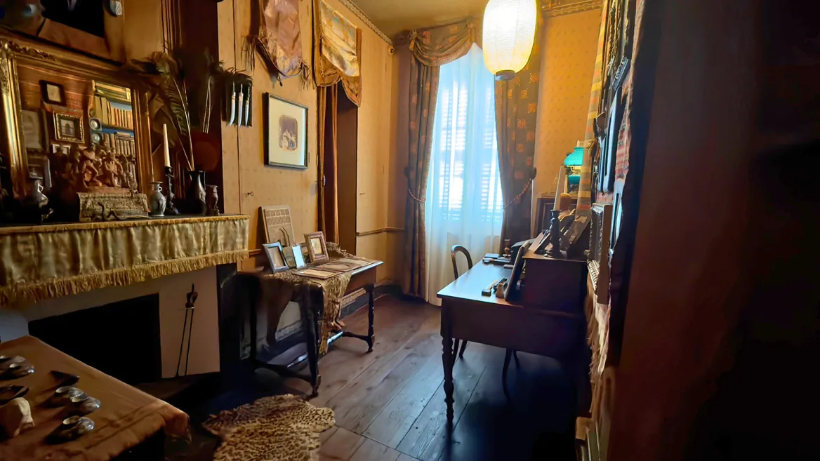 Pierre Loti House Gustave's office