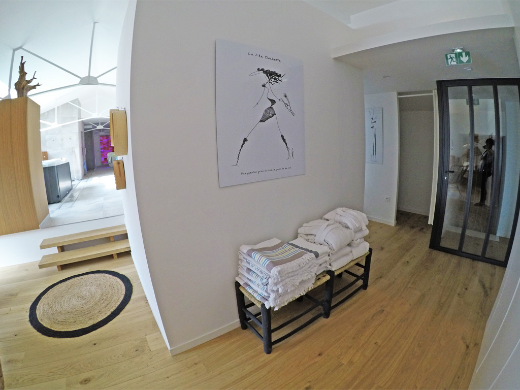 Entrée du spa, cabines