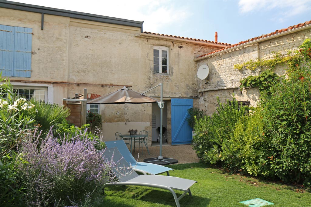 Jardin du gîte en tête à tête