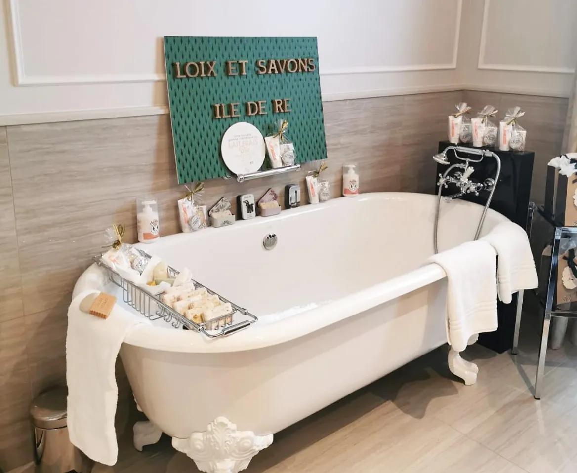Loix and Soaps