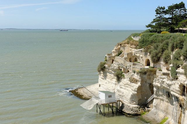 Meschers Caves